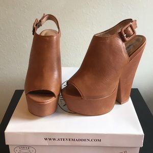 Steve Madden platform shoes